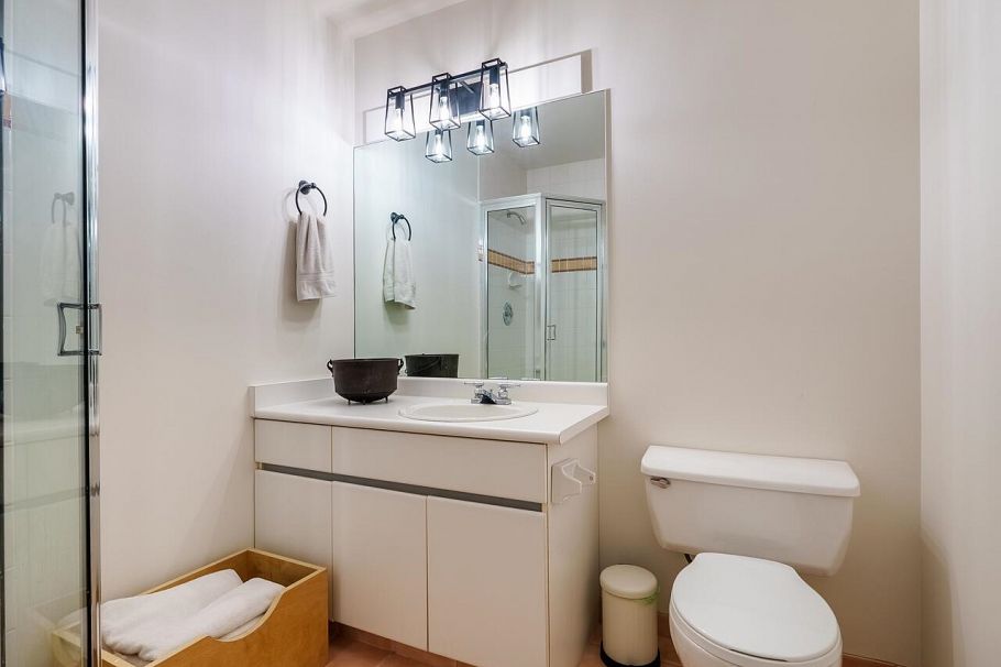 1987 W 35th Avenue Vancouver, BC - 38