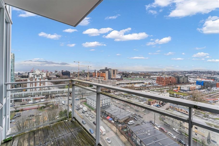 2016 1618 Quebec Street Vancouver, BC - 17