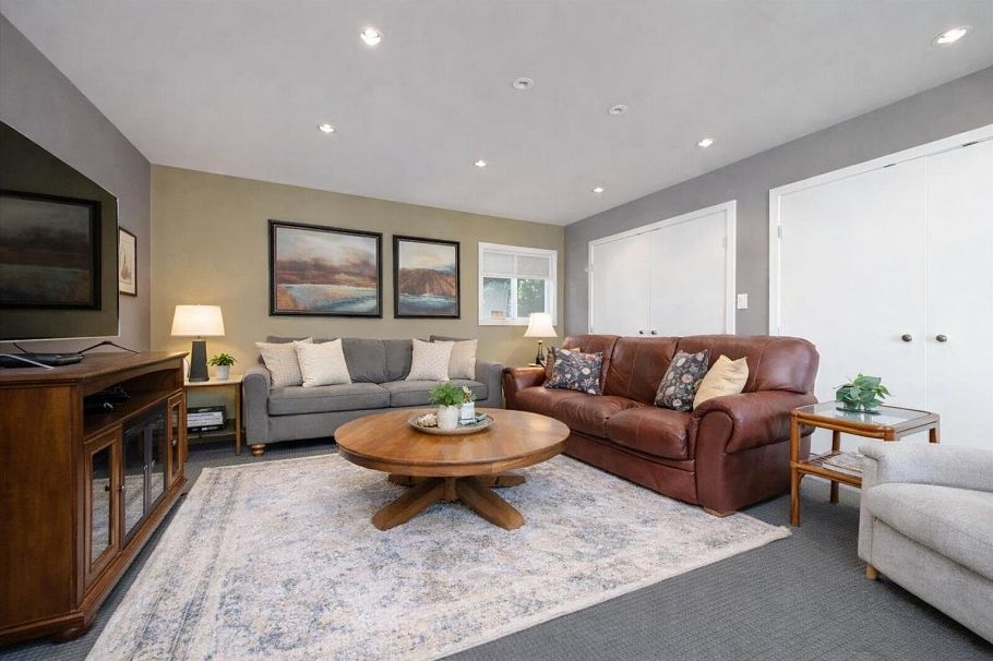 2864 Bushnell Place North Vancouver, BC - 12