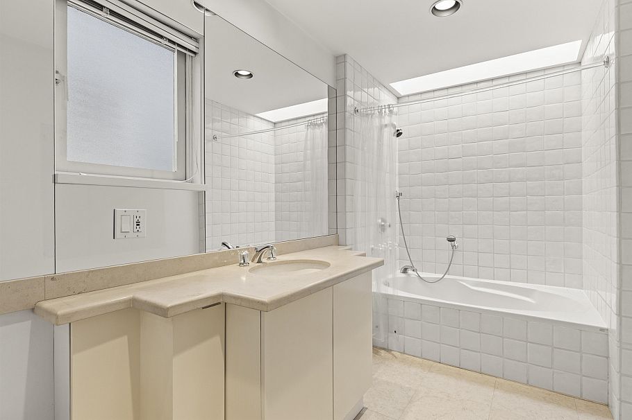 3545 W King Edward Avenue Vancouver, BC - 17