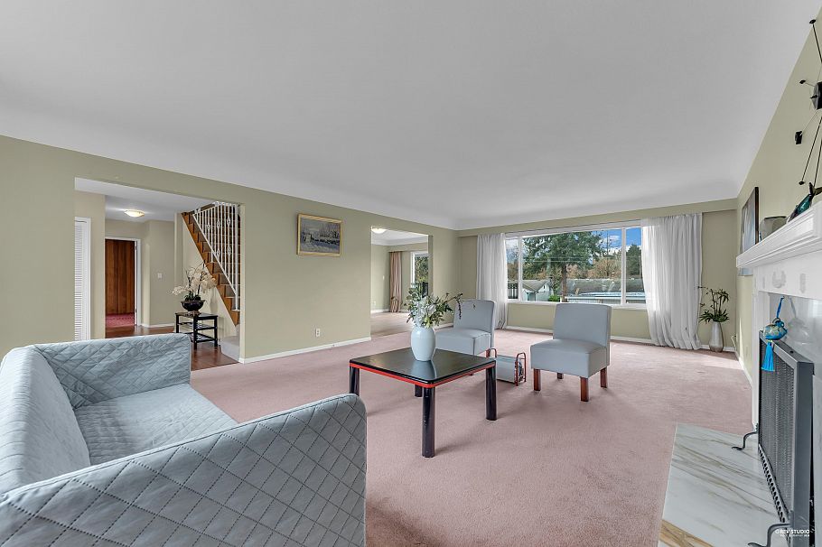 4425 Maple Street Vancouver, BC - 2