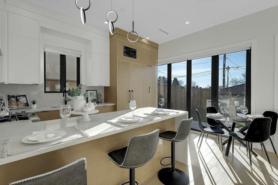 2 3558 Turner Street Vancouver, BC - 18