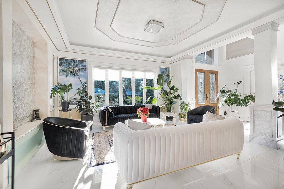 512 W 23rd Street North Vancouver, BC - 5