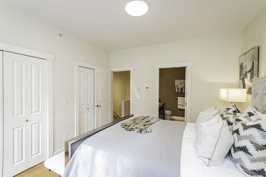 6608 Arbutus Street Vancouver, BC - 20