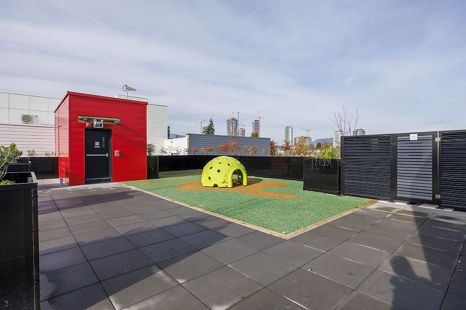 404 6485 Manitoba Street Vancouver, BC - 25