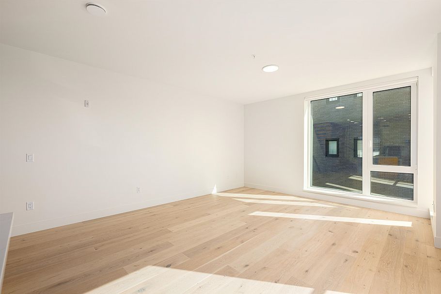 TH6 324 E Ridgeway Avenue North Vancouver, BC - 4