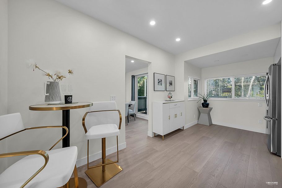 238 E 28th Street North Vancouver, BC - 13