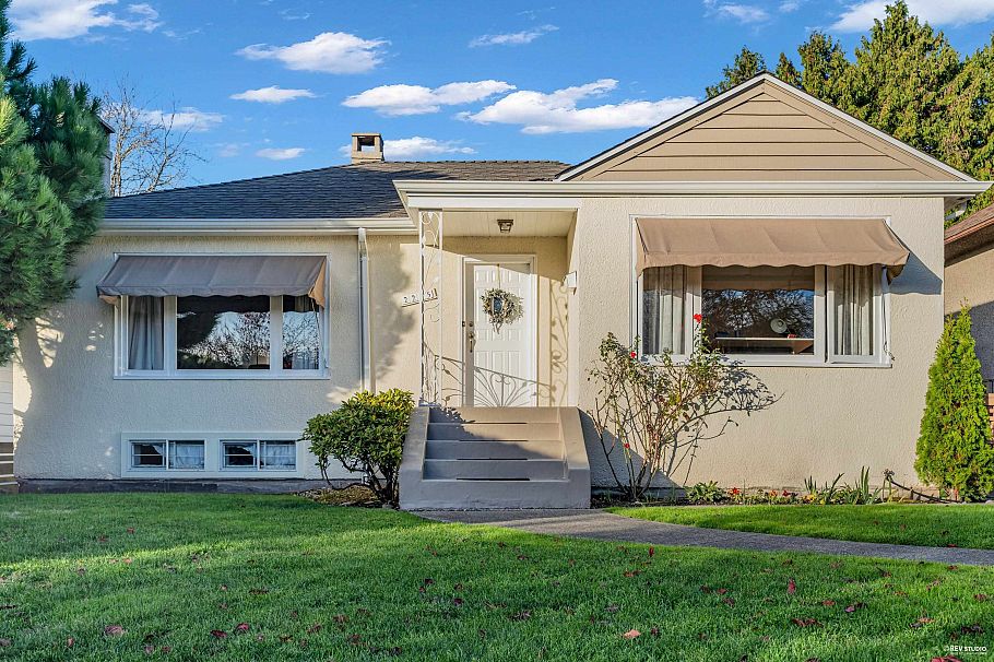 2225 W 22nd Avenue Vancouver, BC - 31