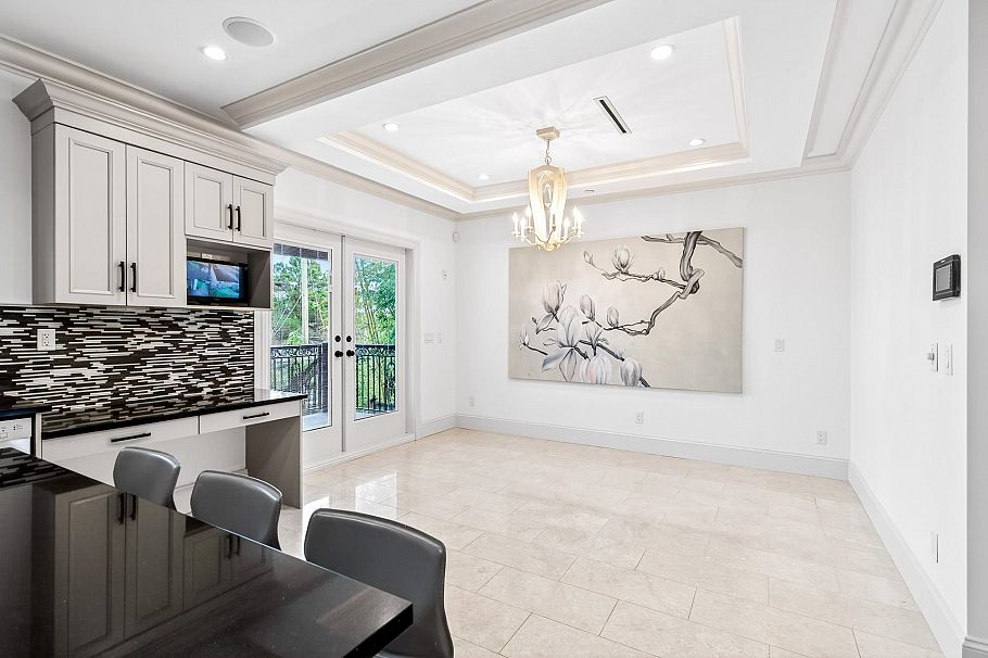 3715 W 22nd Avenue Vancouver, BC - 13