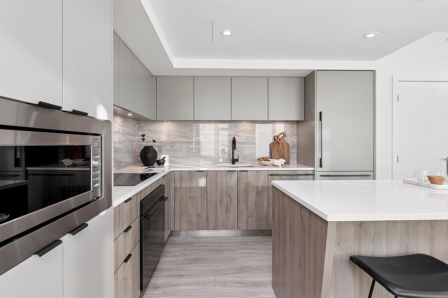 112 755 Harbourside Drive North Vancouver, BC - 18