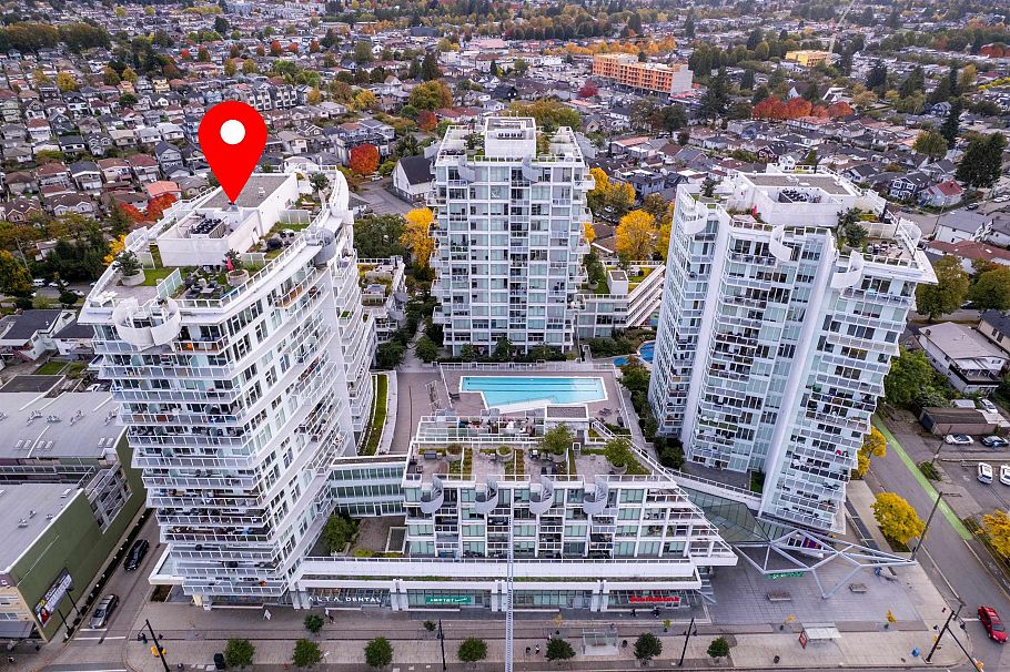 1107 2220 Kingsway Vancouver, BC - 2