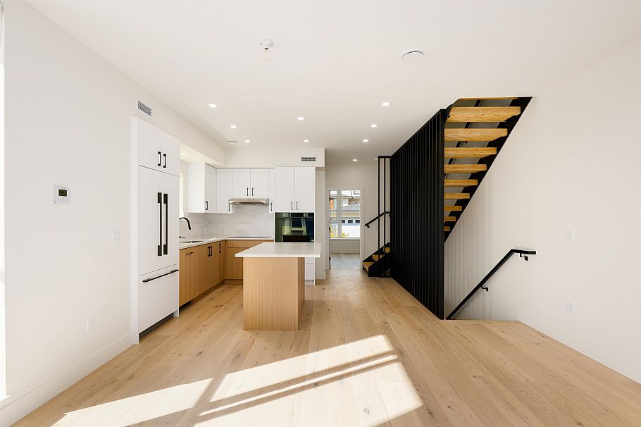 TH6 324 E Ridgeway Avenue North Vancouver, BC - 7