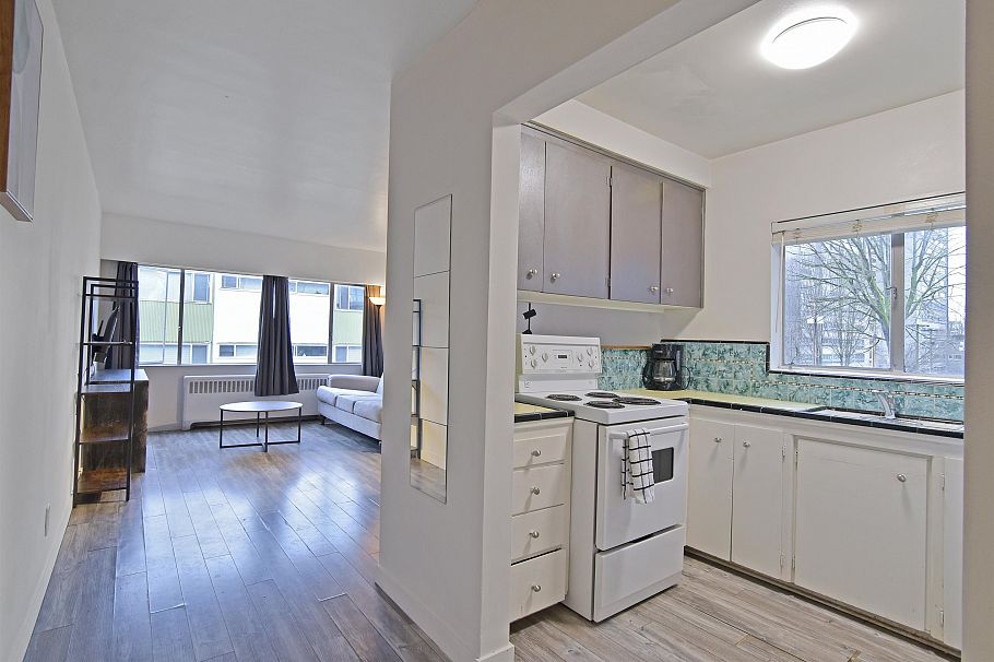 205 1540 HARO STREET, Vancouver BC V6G 1G6 Vancouver, BC - 8