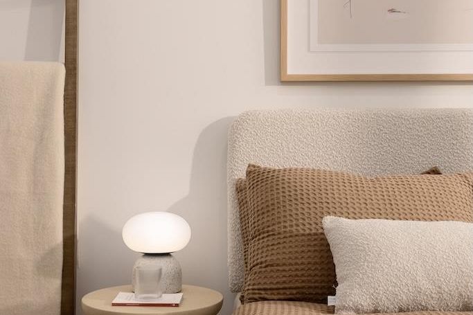 210 2450 Garden Drive Vancouver, BC - 16