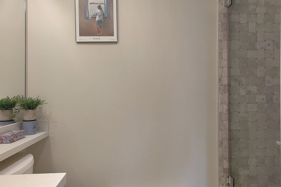 2055 Triumph Street Vancouver, BC - 13