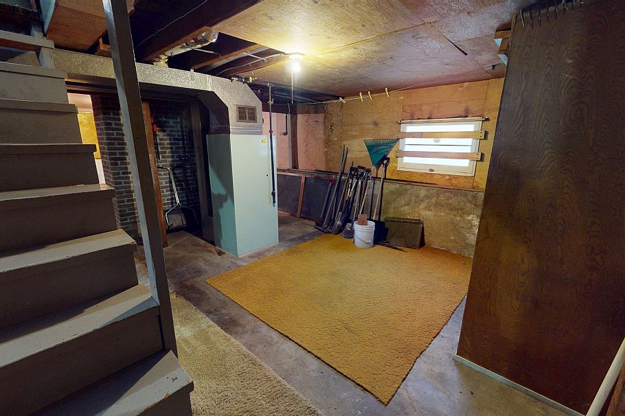 1641 E 37th Avenue Vancouver, BC - 17