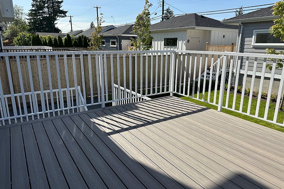 344 E 17th Street North Vancouver, BC - 30