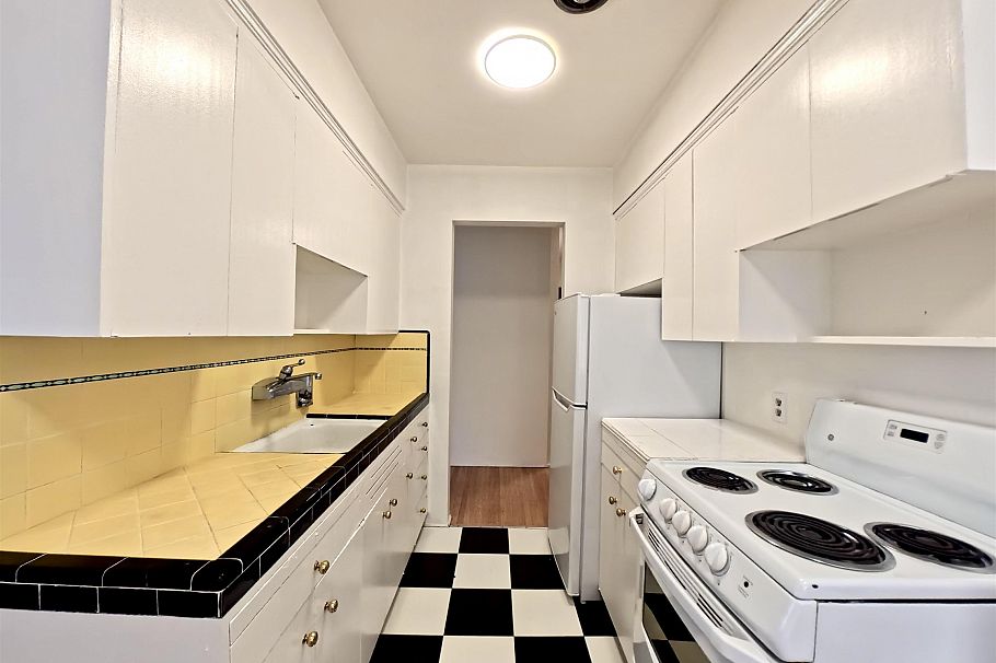 201 1925 NELSON STREET, Vancouver BC V6G 1N3 Vancouver, BC - 5