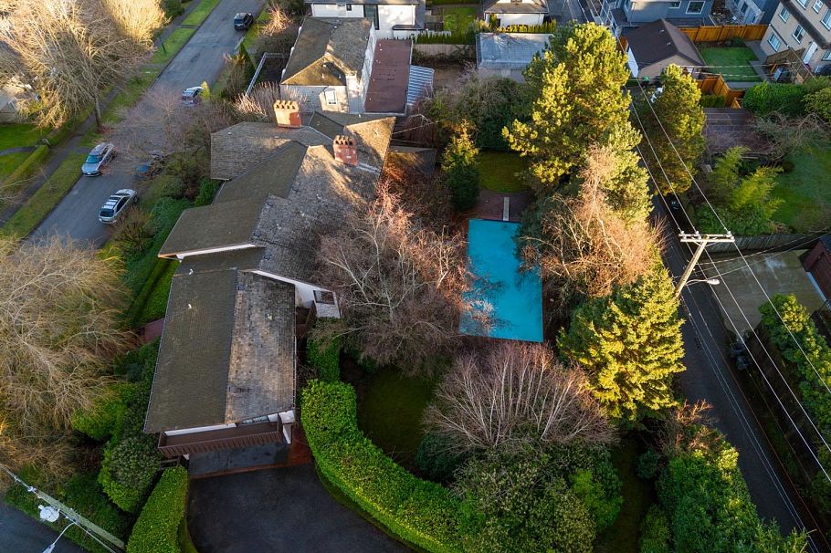 2296 W 32nd Avenue Vancouver, BC - 6