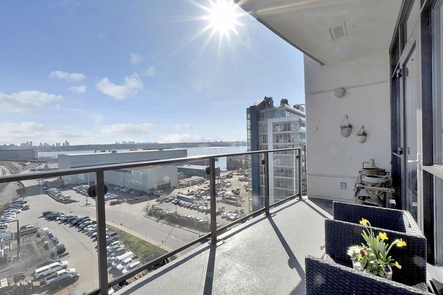 1102 172 Victory Ship Way North Vancouver, BC - 27