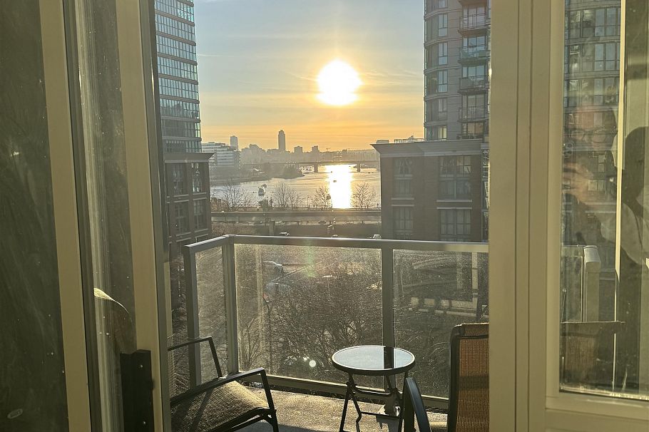 706 189 National Avenue Vancouver, BC - 2