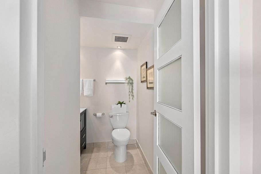 601 140 E Keith Road North Vancouver, BC - 14