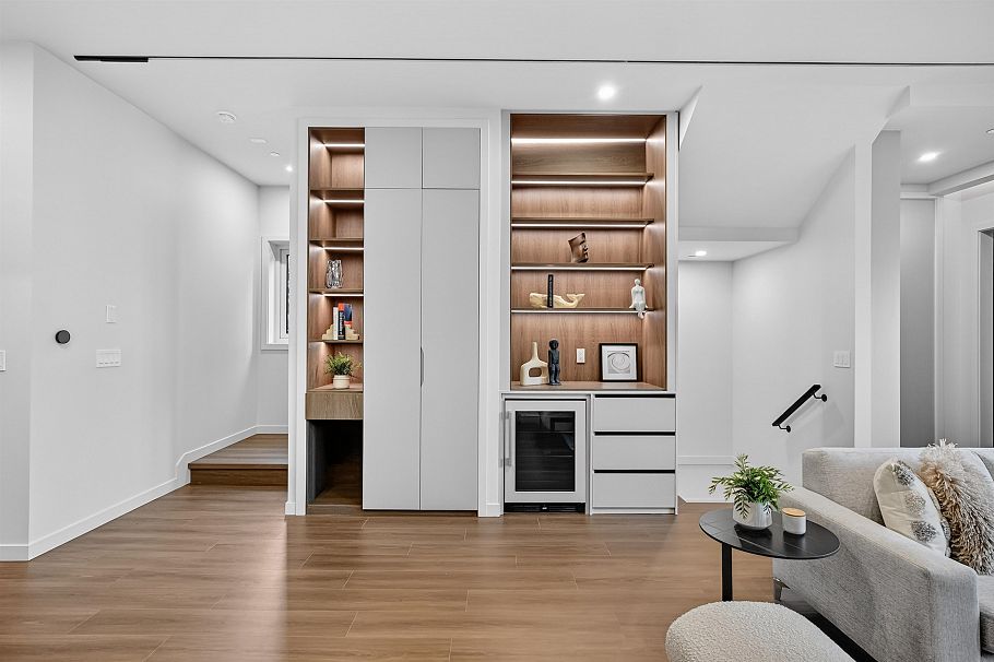 3548 W 35th Avenue Vancouver, BC - 6