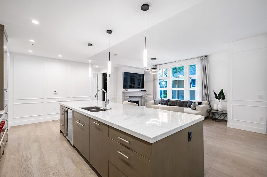 204 1009 Laurier Avenue Vancouver, BC - 12