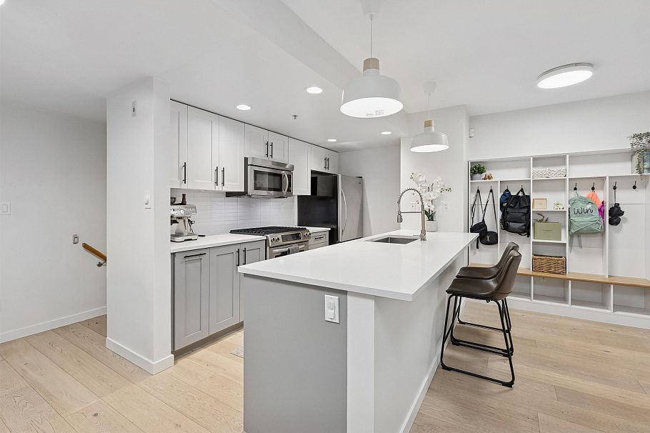 TH4 1288 Chesterfield Avenue North Vancouver, BC - 4