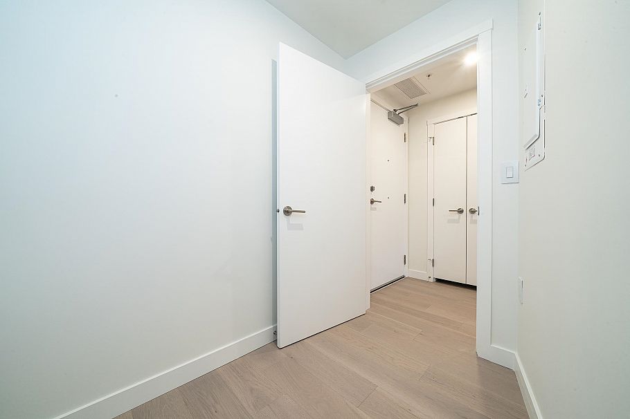 412 5212 Cambie Street Vancouver, BC - 13