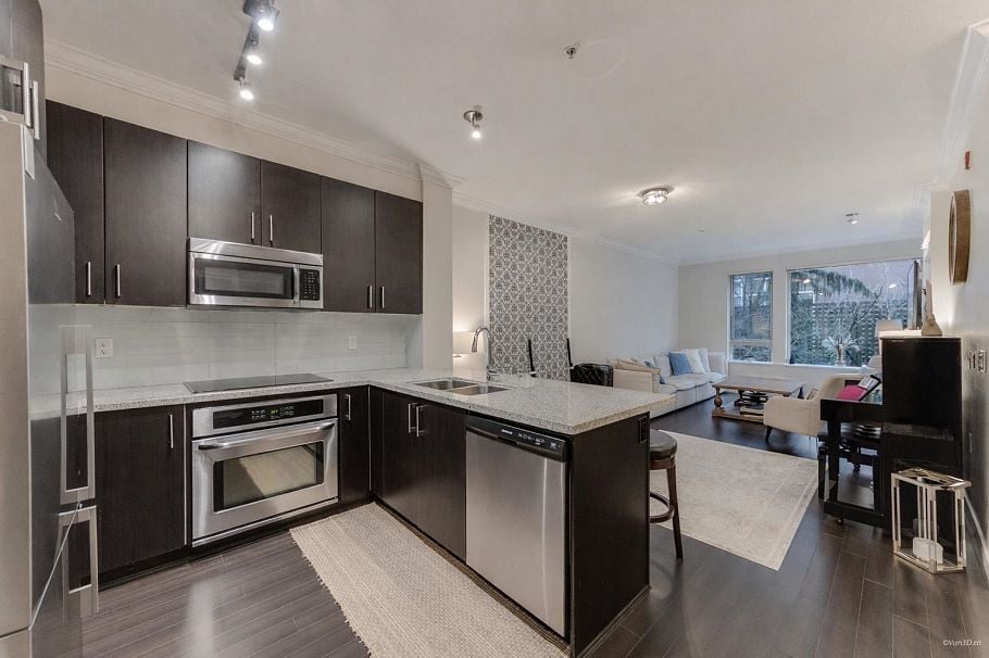 217 119 W 22nd Street North Vancouver, BC - 6