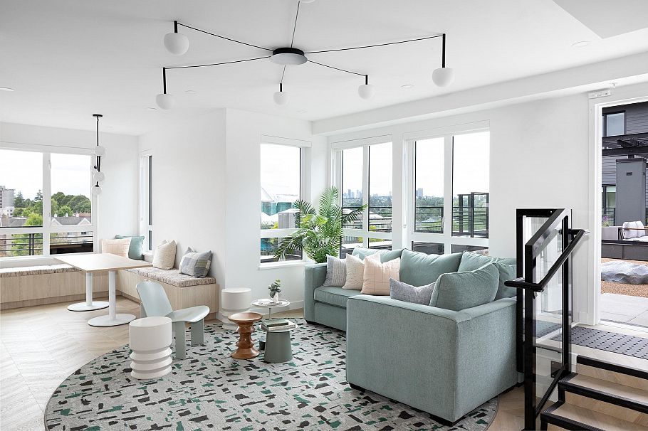 210 2450 Garden Drive Vancouver, BC - 34