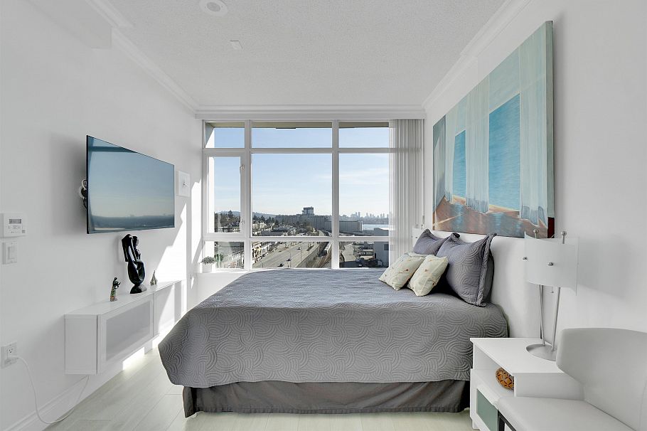 1102 172 Victory Ship Way North Vancouver, BC - 23