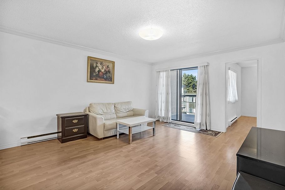 303 975 E Broadway Vancouver, BC - 11