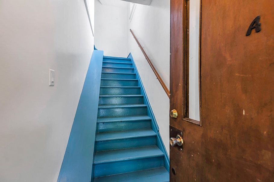 1836 E 1st Avenue Vancouver, BC - 29