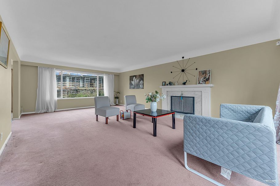 4425 Maple Street Vancouver, BC - 4