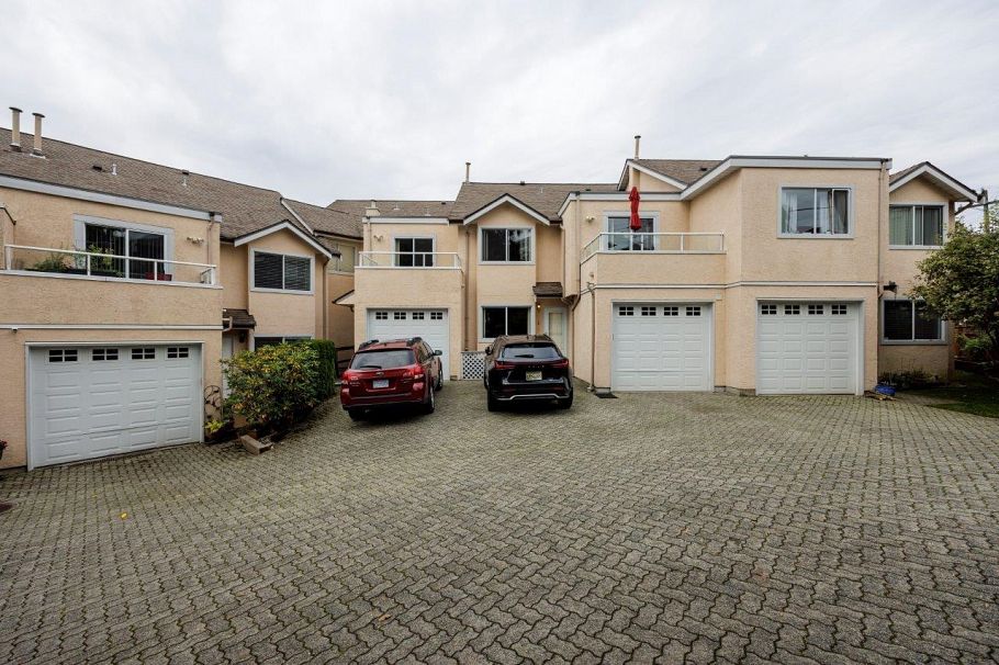 2 261 W 16th Street North Vancouver, BC - 34