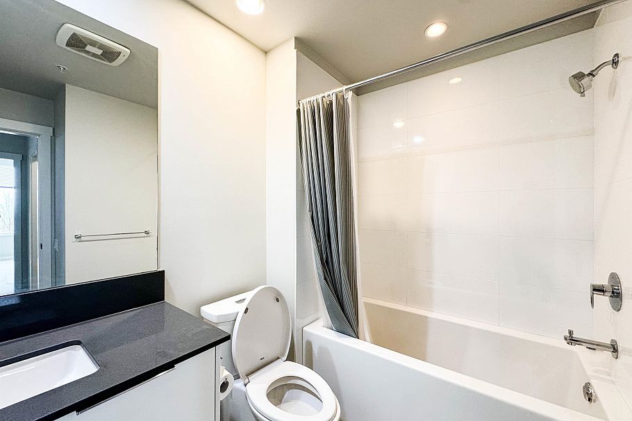 404 3289 Riverwalk Avenue Vancouver, BC - 18