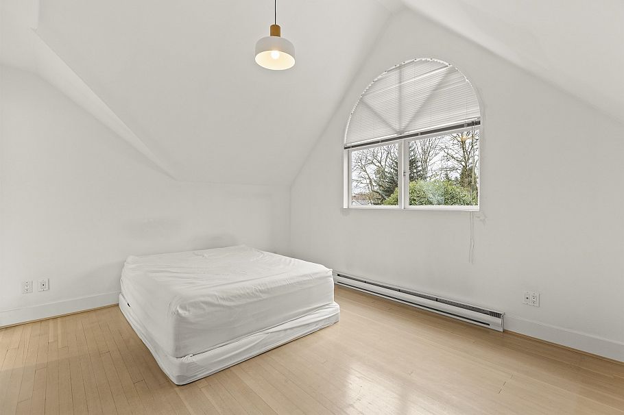 3545 W King Edward Avenue Vancouver, BC - 15