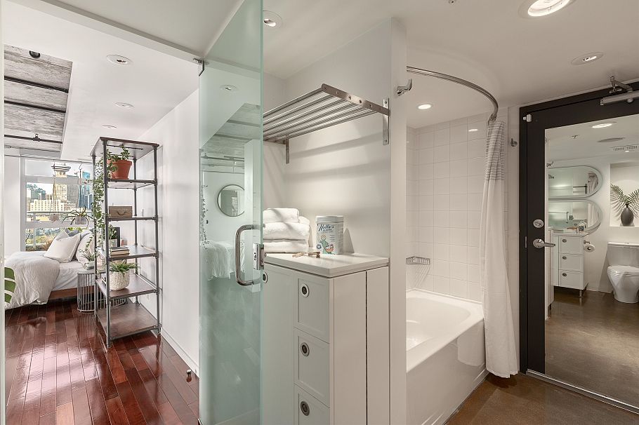 1002 289 Alexander Street Vancouver, BC - 3