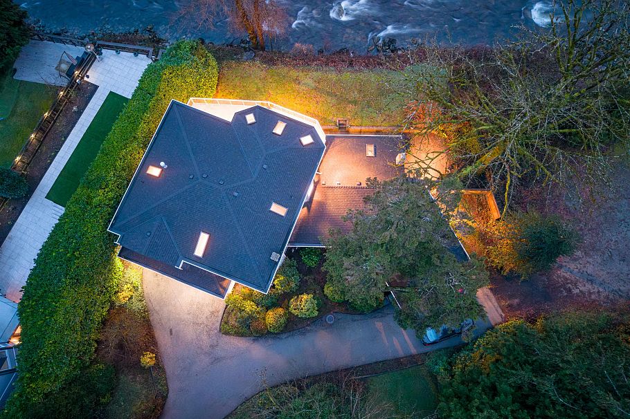 682 Seymour Boulevard North Vancouver, BC - 40