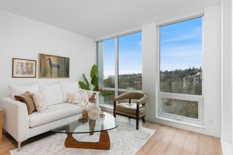 1509 1500 Fern Street North Vancouver, BC - 1