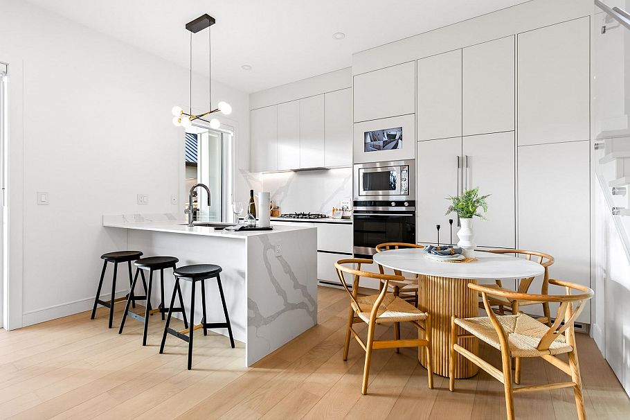 2 6933 Prince Edward Street Vancouver, BC - 10