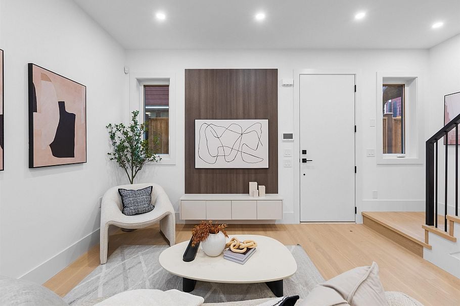 2609 Dundas Street Vancouver, BC - 4