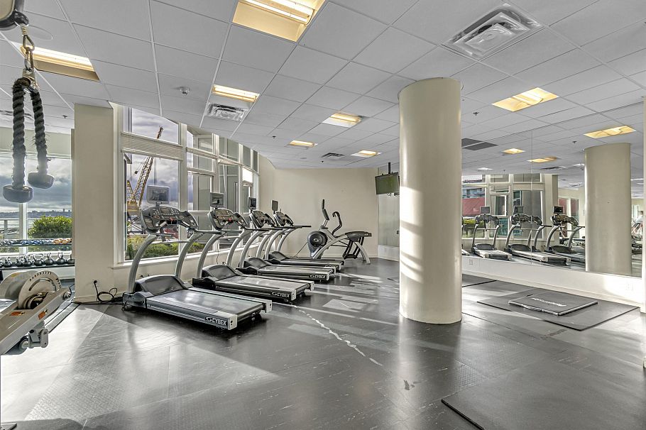 1102 172 Victory Ship Way North Vancouver, BC - 35