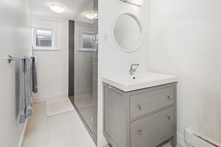 506 Tempe Crescent North Vancouver, BC - 31