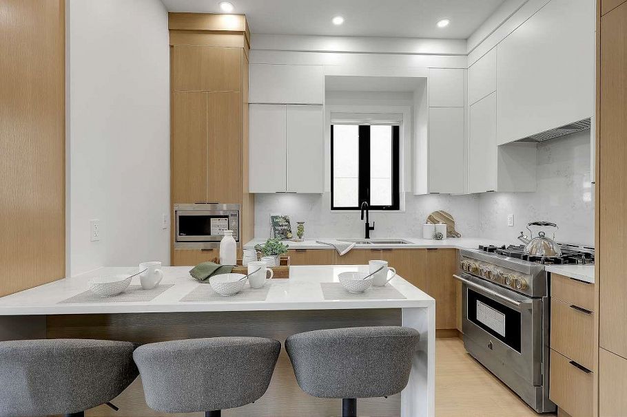 1 3558 Turner Street Vancouver, BC - 18