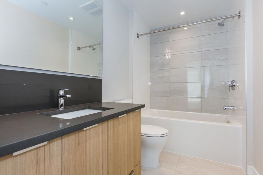 1309 3430 E Kent Avenue South Avenue Vancouver, BC - 8