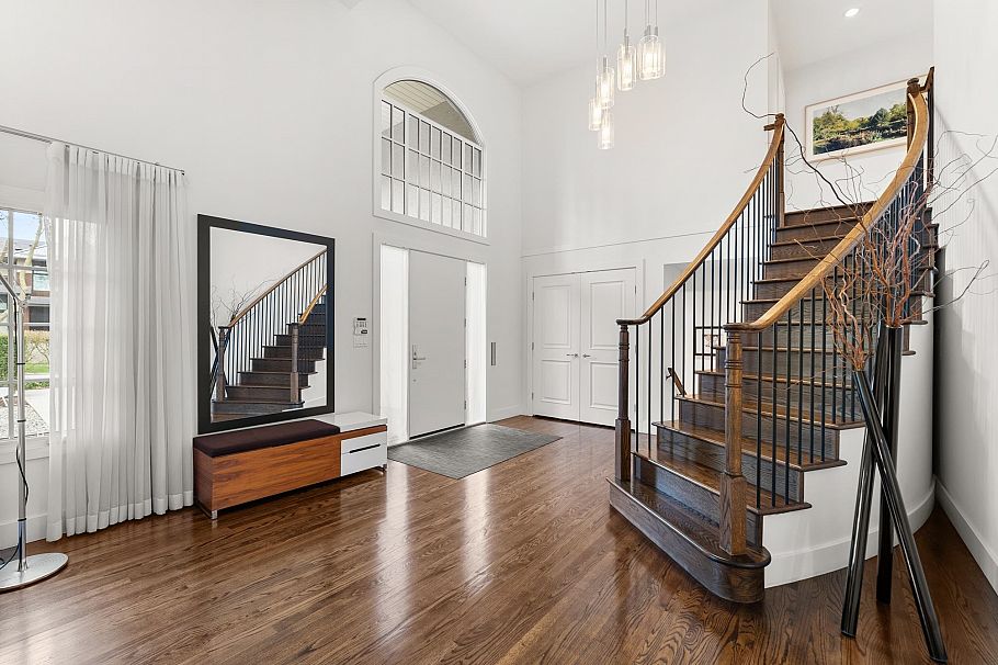 2496 W 36th Avenue Vancouver, BC - 22