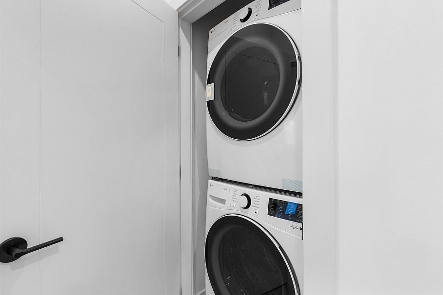 2609 Dundas Street Vancouver, BC - 14